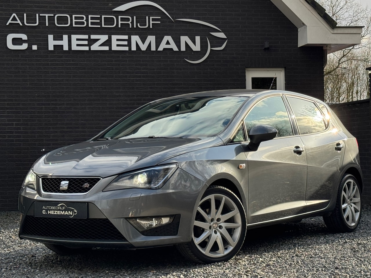 Seat Ibiza - 1.2 TSI FR 105PK LED XENON NAVIGATIE CRUISE CLIMATE CONTROL STOELVERW - AutoWereld.nl