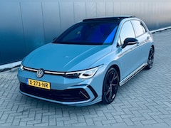 Volkswagen Golf - 1.5 eTSI R-Line Bns