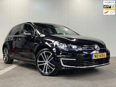 Volkswagen Golf - 1.4 TSI GTE Leder Stoelverwarming Carplay