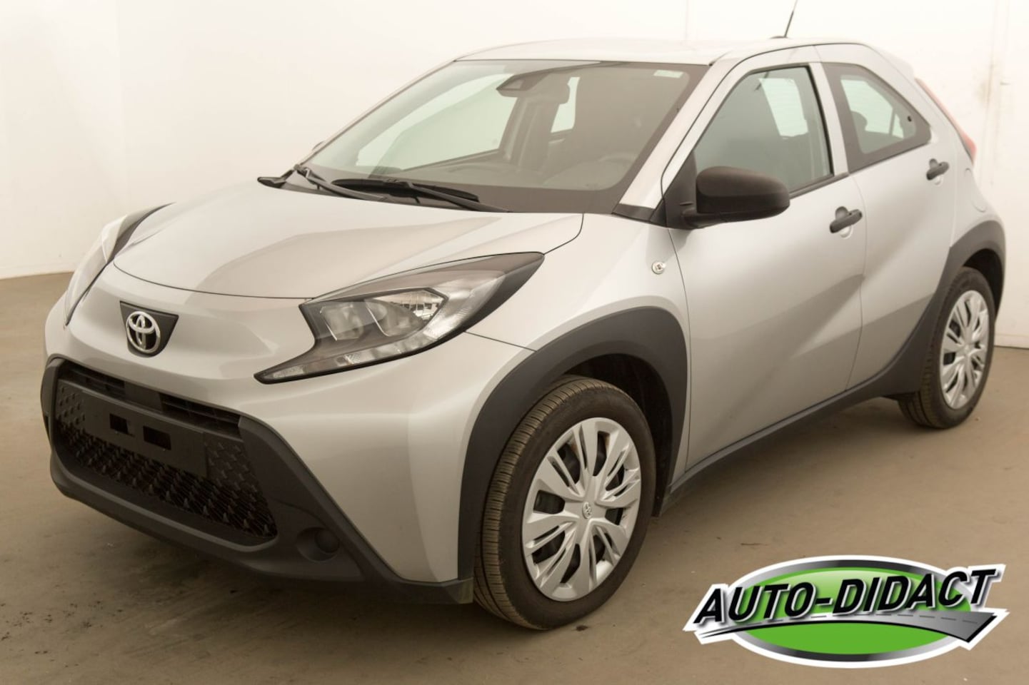 Toyota Aygo X - 1.0 VVT-i 10.448 km - AutoWereld.nl