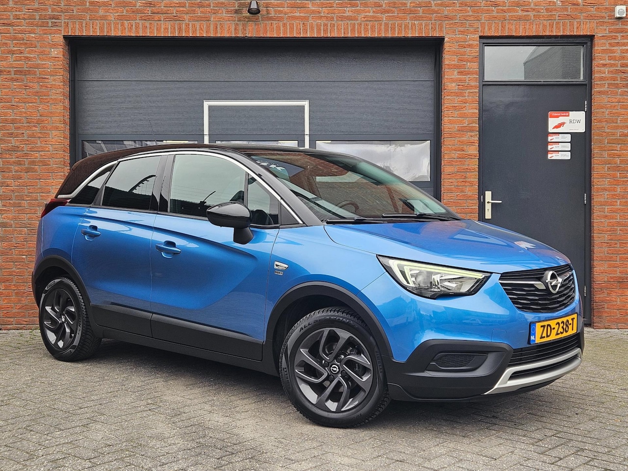 Opel Crossland X - 1.2 120 Jaar Edition Airco Cruise Carplay - AutoWereld.nl