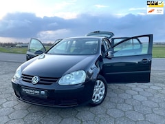 Volkswagen Golf - 1.6 FSI Comfortline 6Bak 116PK NAP 5Drs Airco Trekhaak