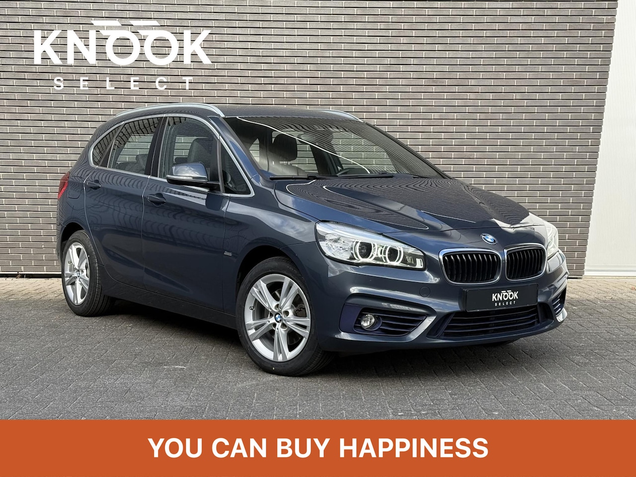 BMW 2-serie Active Tourer - 218i Sport | Sportstoel | Adaptive LED | Sportstuur - AutoWereld.nl