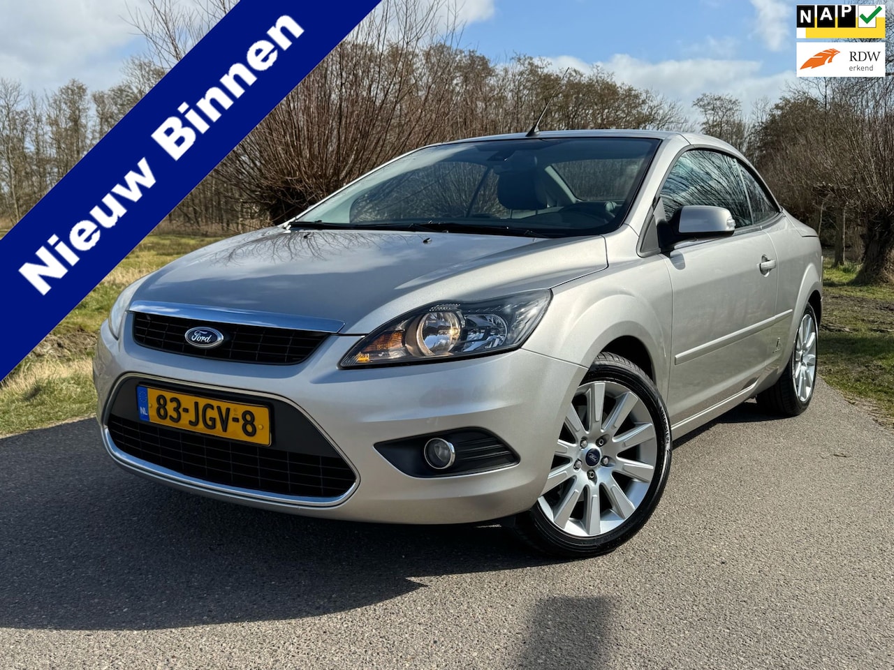 Ford Focus Coupé-Cabriolet - 2.0 Titanium / Automaat / Airco / Navigatie / Leder / Stoelverwarming / Trekhaak / Volledi - AutoWereld.nl