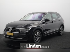 Volkswagen Tiguan - 1.5 TSI Life Business | Alcantara Stoelen | Trekhaak | DAB+ Radio | Stuurverwarming | Came