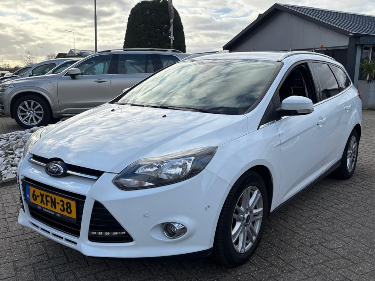 Ford Focus Wagon - 1.0 EcoBoost Titanium 2014 Wit - AutoWereld.nl