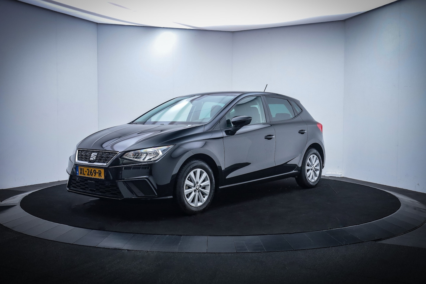 Seat Ibiza - 1.0TSI INTENSE Style CAMERA/CARPLAY/NAVI/CRUISE/CLIMA/PRIV GLASS/PDC V+A/LMV - AutoWereld.nl