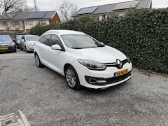 Renault Mégane - 1.5 dCi Expression S&S | Navi | Airco | Cruise Control | PDC | Trekhaak | 17" LMV | Marge