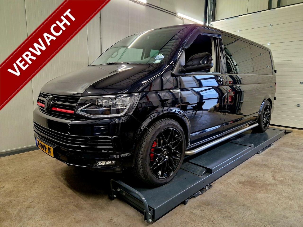 Volkswagen Transporter - 2.0 TDI L2H1 Dubbel Cabine Highline - AutoWereld.nl