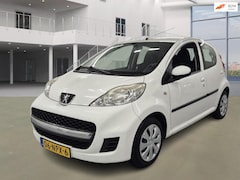 Peugeot 107 - 1.0-12V XS 5 DEUR AIRCO 2 X SLEUTELS