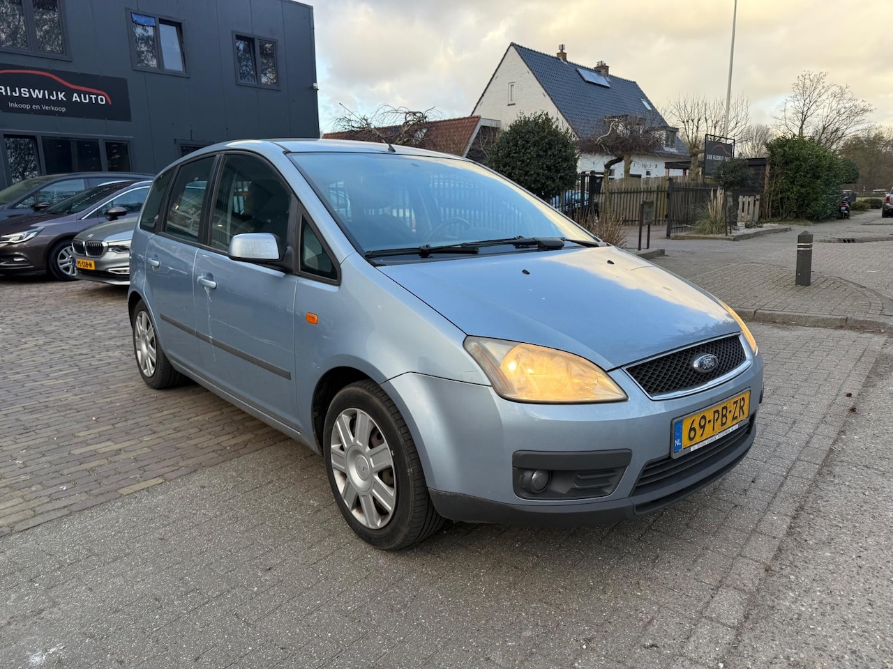 Ford Focus C-Max - 1.6-16V Trend Airco Cruise-con Elec-ramen - AutoWereld.nl