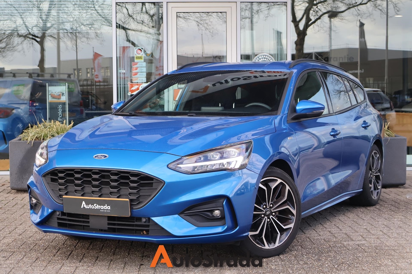 Ford Focus Wagon - 1.0 ST-Line EcoBoost 125pk | Stoelverwarming | Trekhaak | Camera | B&O | Keyless - AutoWereld.nl