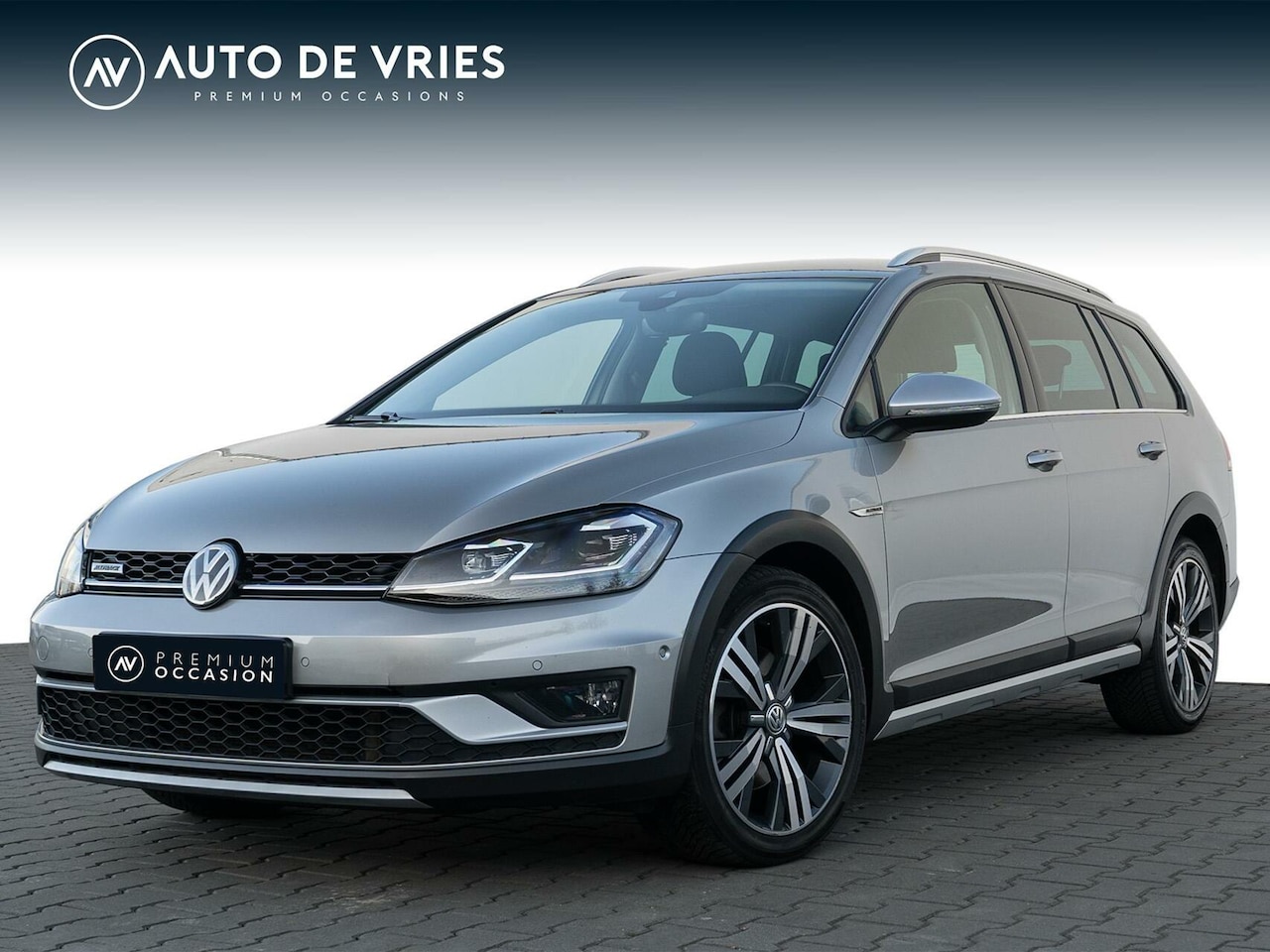 Volkswagen Golf Variant - 2.0 TDI DSG 184pk Alltrack 4Motion | Navigatie | Virtual cockpit | Winterpakket - AutoWereld.nl