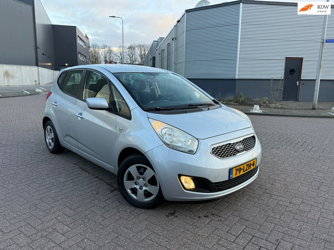 Kia Venga - 1.4 CVVT X-tra Airco Volledig onderhouden apk - AutoWereld.nl