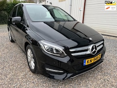 Mercedes-Benz B-klasse - 180 Ambition AUT CAMERA.NAVI.FULL-LED.NAP