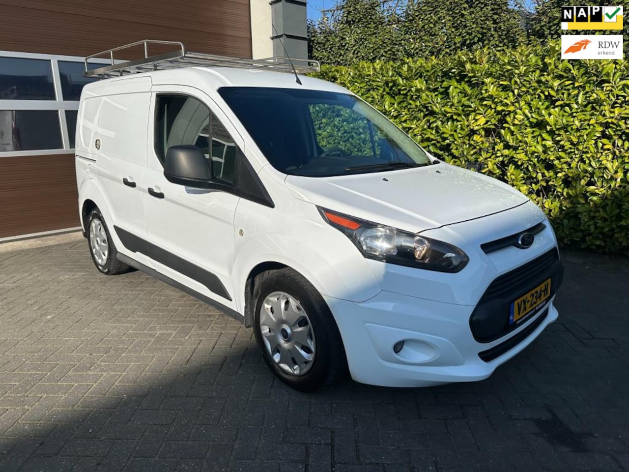 Ford Transit Connect - 1.5 TDCI L1 Trend Airco Imperiaal Inrichting - AutoWereld.nl