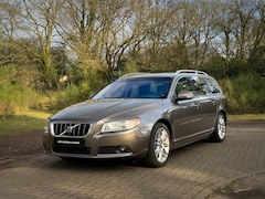 Volvo V70 - 3.0 T6 AWD Summum | Oyster Grey | Youngtimer 98DKM