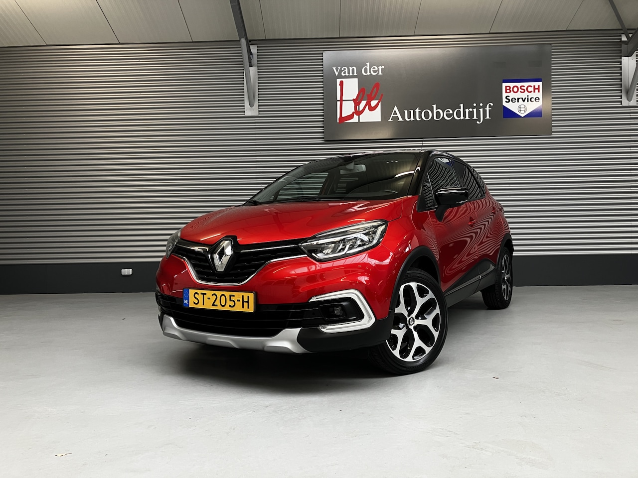 Renault Captur - 1.2 TCe/LEER/PDC V+A/CAM/BLIND SPOT/TREKH/CLIMA/ENZ - AutoWereld.nl