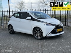 Toyota Aygo - 1.0 VVT-i x-play|Rijklaar incl Beurt