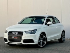 Audi A1 - 1.2 TFSI Attraction Pro Line Business Nieuwe ketting