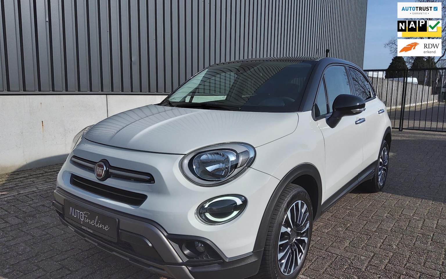 Fiat 500 X - 1.0 GSE Urban 120TH Black & White Edition|CARPLAY - AutoWereld.nl