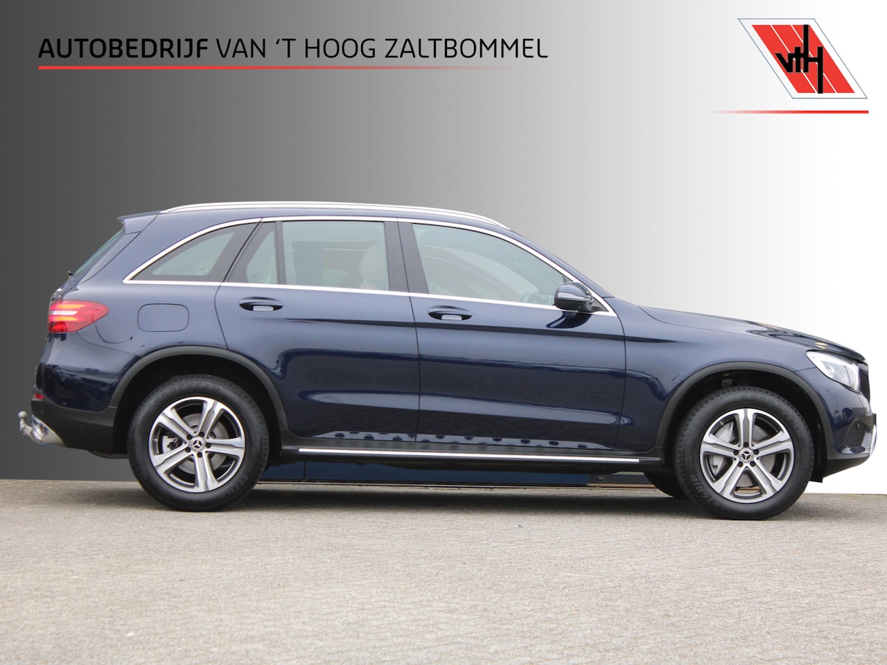 Mercedes-Benz GLC-klasse - 250 4MATIC Premium Plus PANORAMADAK OFF-ROAD LEDER 360-CAMERA TREKHAAK - AutoWereld.nl