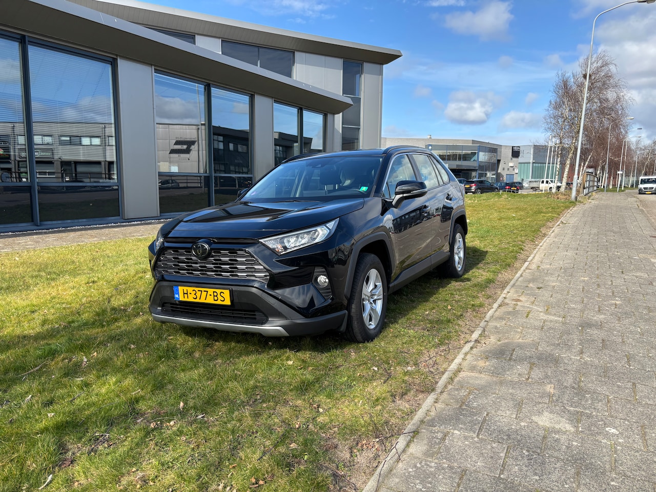 Toyota RAV4 - 2.0 VVT-iE Active Trekhaak / Reservewiel - AutoWereld.nl