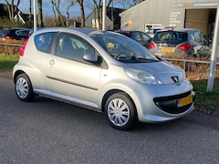 Peugeot 107 - 1.0-12V XS N.A.P