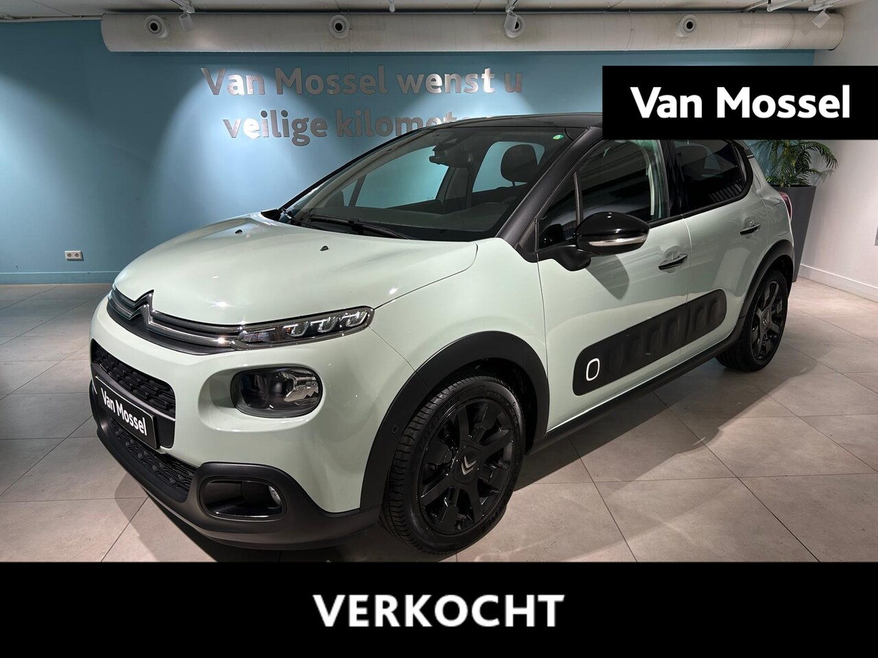 Citroën C3 - 1.2 PureTech Shine 17INCH | KEYLESS | PDC RONDOM | CAM | NAVI - AutoWereld.nl