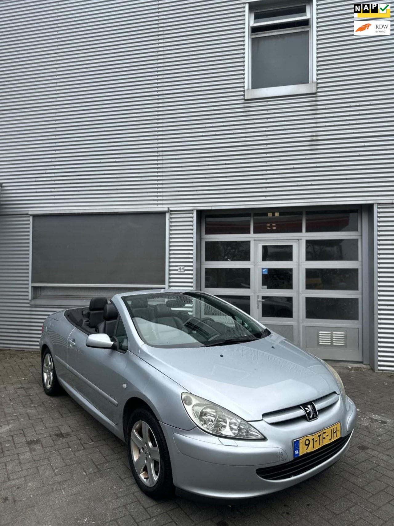 Peugeot 307 CC - 2.0-16V CABRIOLET HARDTOP - AutoWereld.nl