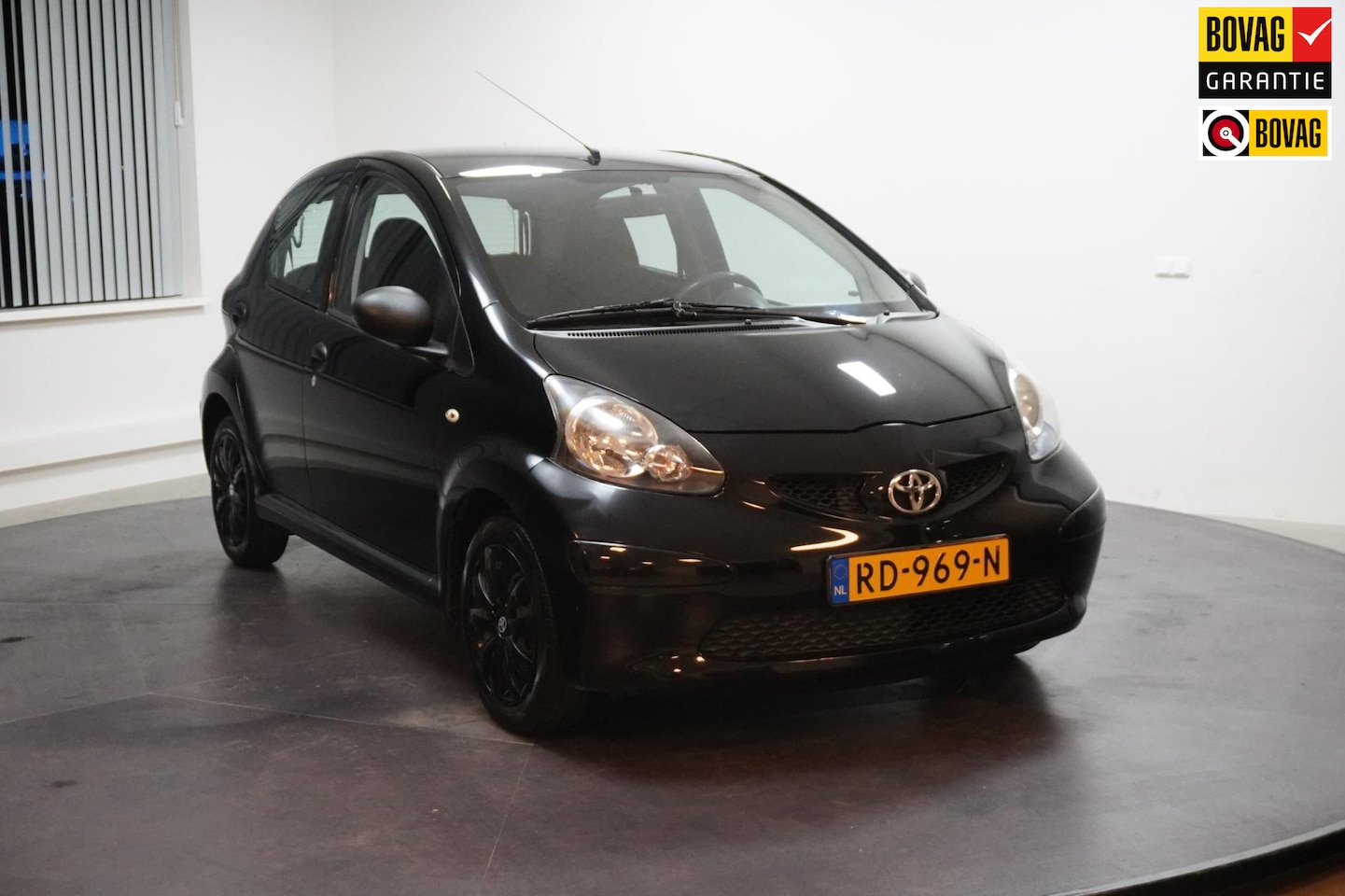 Toyota Aygo - 1.0-12V Access 1.0-12V Access - AutoWereld.nl