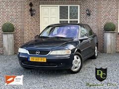 Opel Vectra - 1.8-16V Business Edit *Dealer ondrh*Cruise*Clima