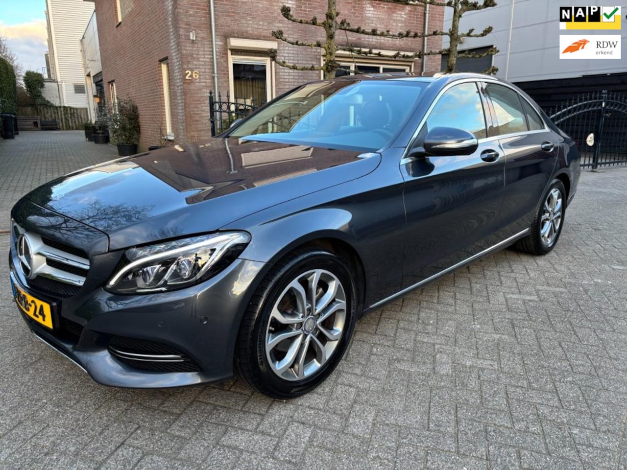 Mercedes-Benz C-klasse - 180 CDI Lease Edition LED/Navi - AutoWereld.nl