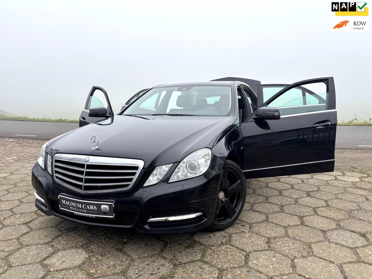 Mercedes-Benz E-klasse - 220 CDI Avantg 170PK Automaat Xenon Leder - AutoWereld.nl