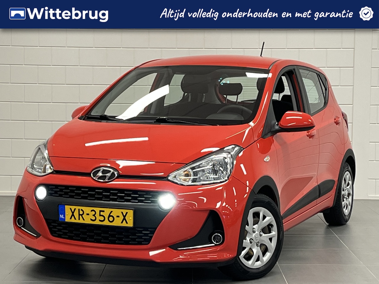 Hyundai i10 - 1.0i Comfort NAVIGATIE | CRUISE CONTROL | AIRCO | SPORT PAKKET - AutoWereld.nl