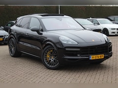 Porsche Cayenne - 4.0 Turbo / Trekhaak / Panoramadak / 360Camera / Keramisch / Burmester 3D / 21'' / Softclo