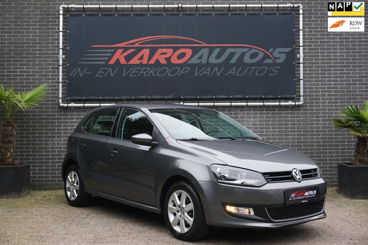 Volkswagen Polo - 1.4-16V Highline Navi Clima Stoelvrw Mfs Pdc - AutoWereld.nl