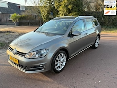 Volkswagen Golf Variant - 1.4 TSI Highline / Navi / Camera / Automaat / NAP / Trekhaak /