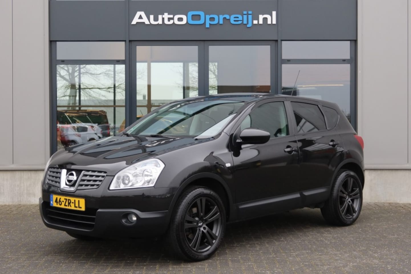 Nissan Qashqai - 2.0 Tekna Pack Clima, Panoramadak, Trekhaak, 18 LM-Velgen - AutoWereld.nl