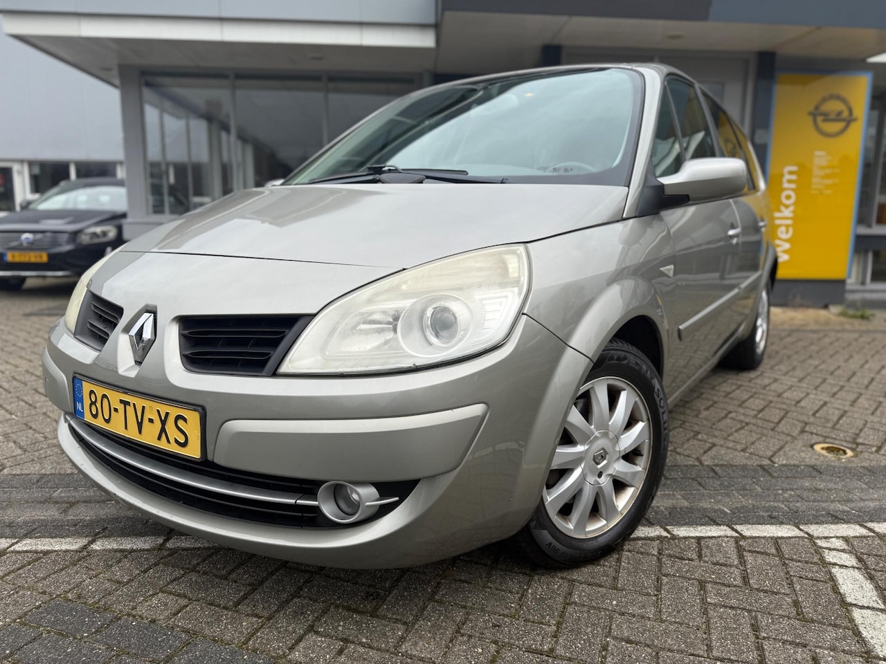 Renault Grand Scénic - 2.0-16V Tech Line | Navi | Nieuwe APK |Panoramadak | LMV | Trekhaak | - AutoWereld.nl