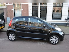 Peugeot 107 - 1.0-12V XS 2012 Airco 5-drs Elektrische ramen Centrale vergrendeling