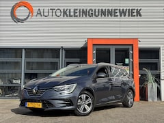 Renault Mégane Estate - 1.3 TCe Intens / Navi / Trekhaak / Keyless Entry / Sensoren V+A /