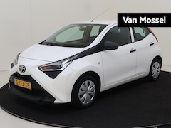 Toyota Aygo - 1.0 VVT-i 70 PK x-fun Airco / Bluetooth Radio - Telefoon / Elektrisch Bedienbare Ramen Voo