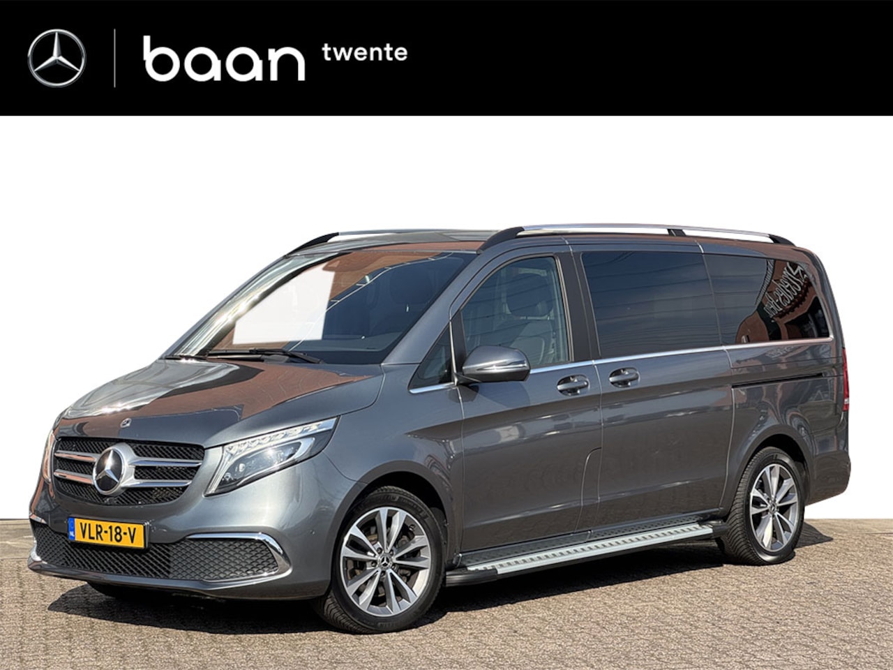 Mercedes-Benz V-klasse - V 300d L Avantgarde | Enkele cabine | 360° Camera | Panoramadak | Dealeronderhoud - AutoWereld.nl