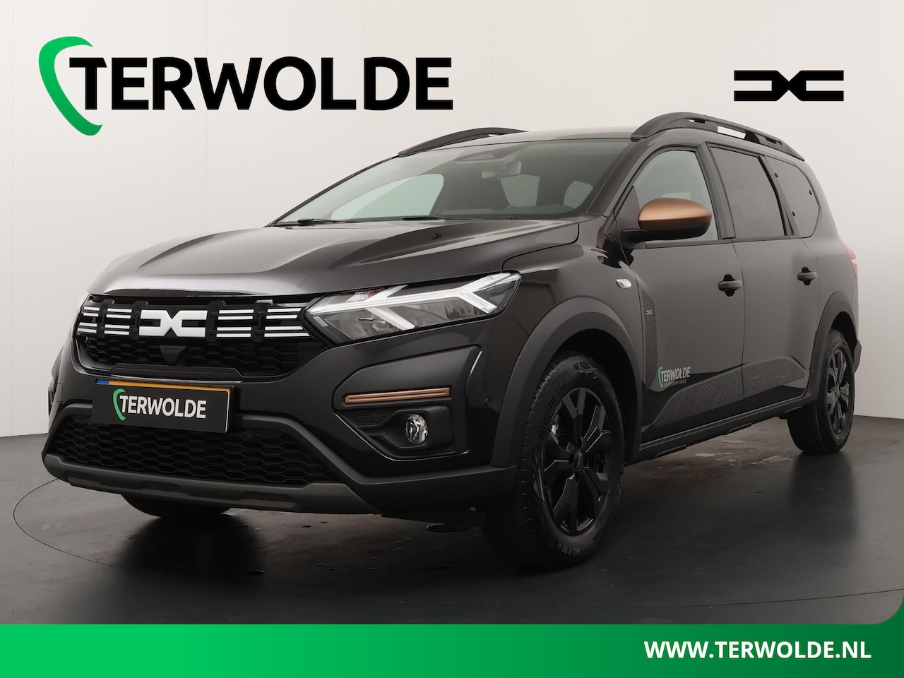 Dacia Jogger - TCe 110 6MT Extreme 7-zits | Achteruitrijcamera | Bekleding ‘Extreme’ met rode details | C - AutoWereld.nl