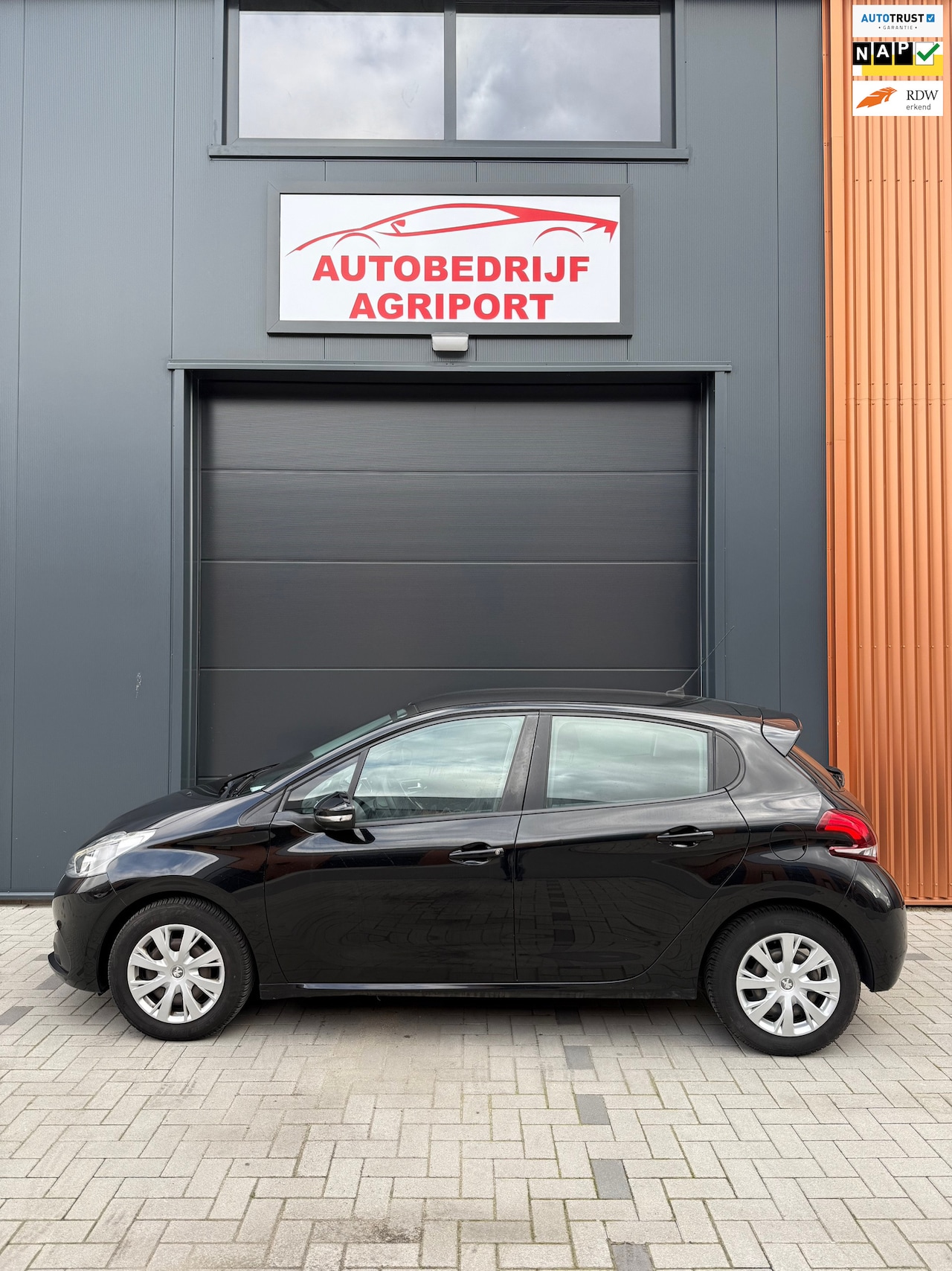 Peugeot 208 - 1.2 PureTech Blue Lion 1.2 PureTech Blue Lion - AutoWereld.nl