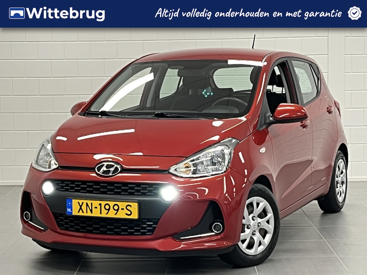 Hyundai i10 - 1.0i Comfort AIRCO | CRUISE CONTROL | RADIO / USB / BLUETOOTH - AutoWereld.nl