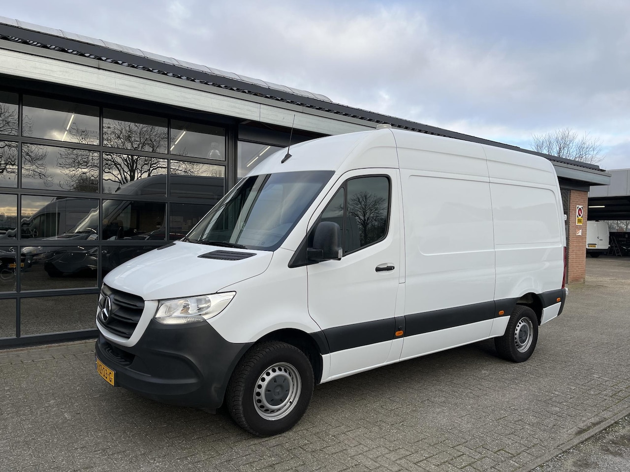 Mercedes-Benz Sprinter - 316 CDI RWD L2/H2 3500KG TREKHAAK EURO6 | CRUISE CONTROL | CAMERA | TEL | CLIMATE CONTROL - AutoWereld.nl