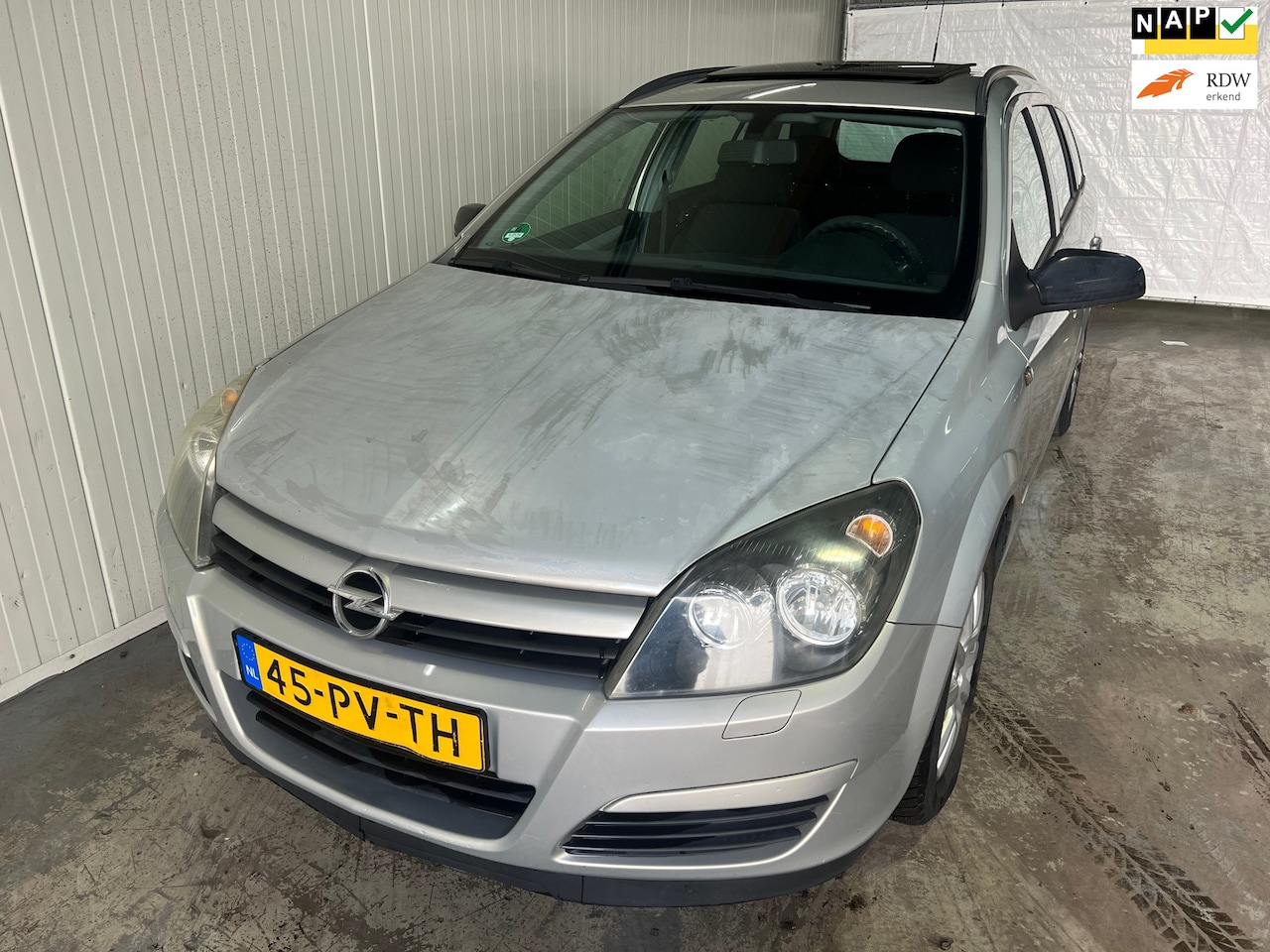 Opel Astra Wagon - 1.6 Enjoy Pano/Navi/Stuurwielbe - AutoWereld.nl