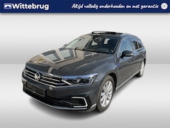 Volkswagen Passat Variant - 1.4 TSI PHEV GTE Business / AUTOMAAT/ PANO/ KEYLESS/ MATRIX/ LEER/ ADAPT. CRUISE/ DIGITAL